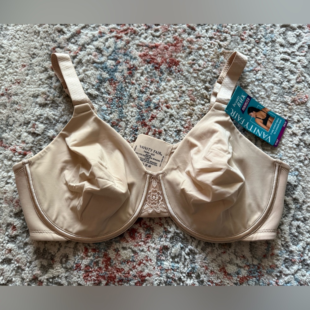 Vanity Fair Beauty Back Minimizer Bra 76080 - NWT - 40D